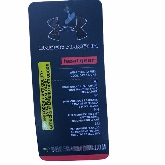 BNWT Men’s Under Armour black compression heat gear™️ short sleeve logo t-shirt. - Picture 9 of 10